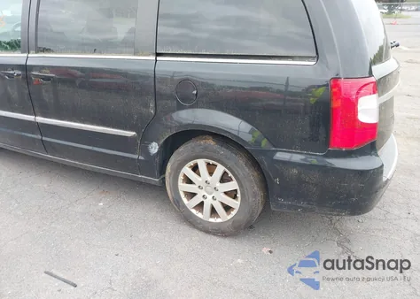 2014 Chrysler Town & Country Touring from USA, damaged, VIN 2C4RC1BG2ER342819